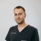 Хажи Бик Алаа Дрид, ортодонт