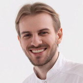 Зотов Павел Андреевич, стоматолог-хирург