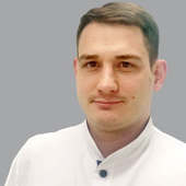 Маслов Роман Владимирович, стоматолог-хирург