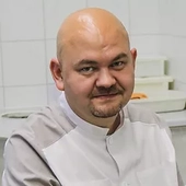 Михеев Денис Михайлович, стоматолог-ортопед