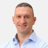 Хадад Эллиас, нейрохирург