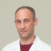 Новиков Виктор Константинович, семейный врач