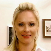 Шустова Ирина Александровна, стоматолог-терапевт