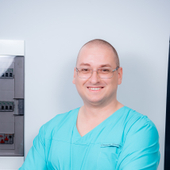 Пархоменко Алексей Николаевич, стоматолог-хирург