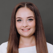 Левдина Олеся Александровна, стоматолог-хирург