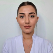 Синанян Ариана Мушеговна, пластический хирург