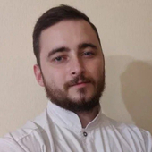 Савичев Иван Сергеевич, стоматолог-терапевт