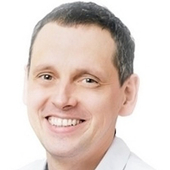 Варежкин Сергей Викторович, стоматолог-ортопед