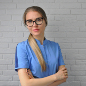 Кузьменко Анастасия Романовна, стоматолог-терапевт