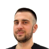 Макаров Павел Саргисович, стоматолог-терапевт