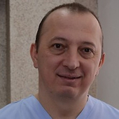 Лантух Евгений Владимирович, офтальмолог-хирург