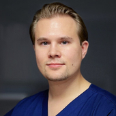 Расческов Арсений Алексеевич, офтальмолог