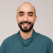 Ваккас Харраби, стоматолог-терапевт