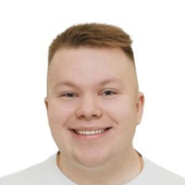 Макаров Юрий Александрович, стоматолог-терапевт
