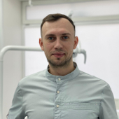 Скворцов Владимир Анатольевич, стоматолог-хирург