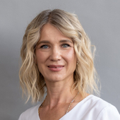 Анищенко Елена Валерьевна, стоматолог-терапевт