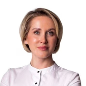 Буркова Екатерина Борисовна, стоматолог-терапевт