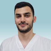 Калантарян Армен Артурович, стоматолог-хирург