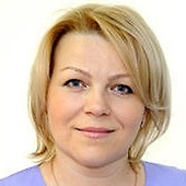 Хлопкова Оксана Викторовна, стоматолог-хирург