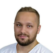 Ростов Артем Андреевич, стоматолог-ортопед