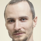 Ливенцев Александр Сергеевич, стоматолог-терапевт