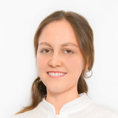 Берх Анна Яковлевна, массажист