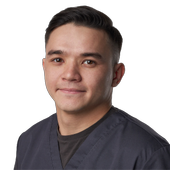 Екшимбеков Арман Александрович, стоматолог-хирург