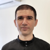 Овакимян Вардгес Овикович, стоматолог-хирург