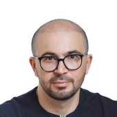 Беретарь Руслан Батырбиевич, пластический хирург