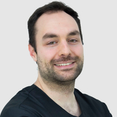 Микоян Артавазд Саркисович, стоматолог-хирург