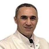 Фаизо Михаил Фаизович, стоматолог-терапевт