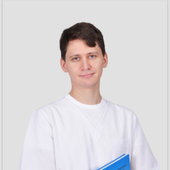 Синявский Филипп Николаевич, стоматолог-хирург