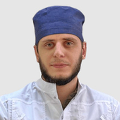 Дериев Малик Исаевич, ортопед