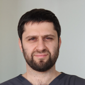 Геворгян Вазген Симонович, стоматолог-терапевт