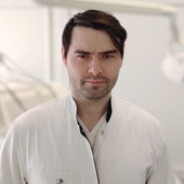 Степаков Александр Олегович, стоматолог-хирург