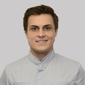 Качерин Илья Александрович, стоматолог-терапевт