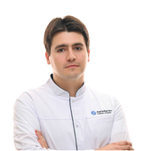 Клембицкий Алексей Игоревич, офтальмолог-хирург