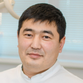 Салмагамбетов Азамат Жанвекович, стоматолог-терапевт