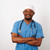 Салифу Мохаммед Машуд, терапевт