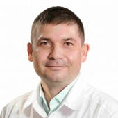 Потапов Евгений Сергеевич, хирург