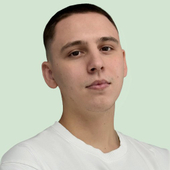 Кушаков Данил Русланович, стоматолог-терапевт