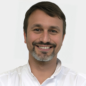 Козлов Михаил Анатольевич, стоматолог-хирург