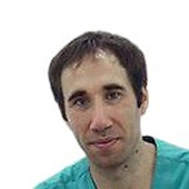 Шамсутдинов Рустам Маратович, стоматолог-хирург