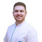 Христич Артем Максимович, стоматолог-ортопед