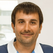 Ледовский Евгений Анатольевич, стоматолог-хирург