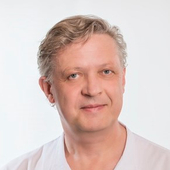 Каледин Дмитрий Сергеевич, имплантолог