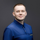 Шаров Максим Васильевич, стоматолог-хирург