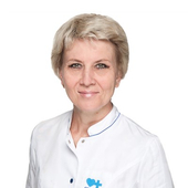 Попова Анжелика Викторовна, массажист