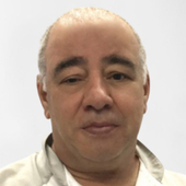 Мамбетов Исмет Теминдарович, стоматолог-терапевт