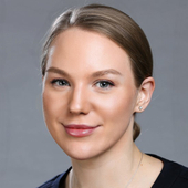 Бахтина (Смирнова) Мария Евгеньевна, стоматолог-терапевт